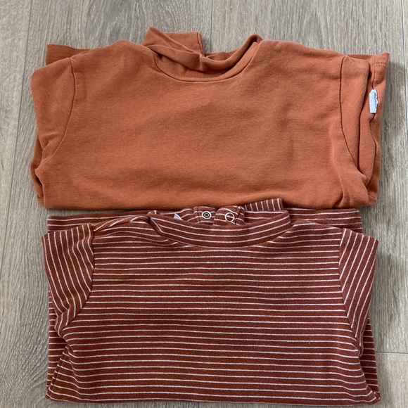 Two beautiful long sleeve toddler shirts - Picture 4 of 5